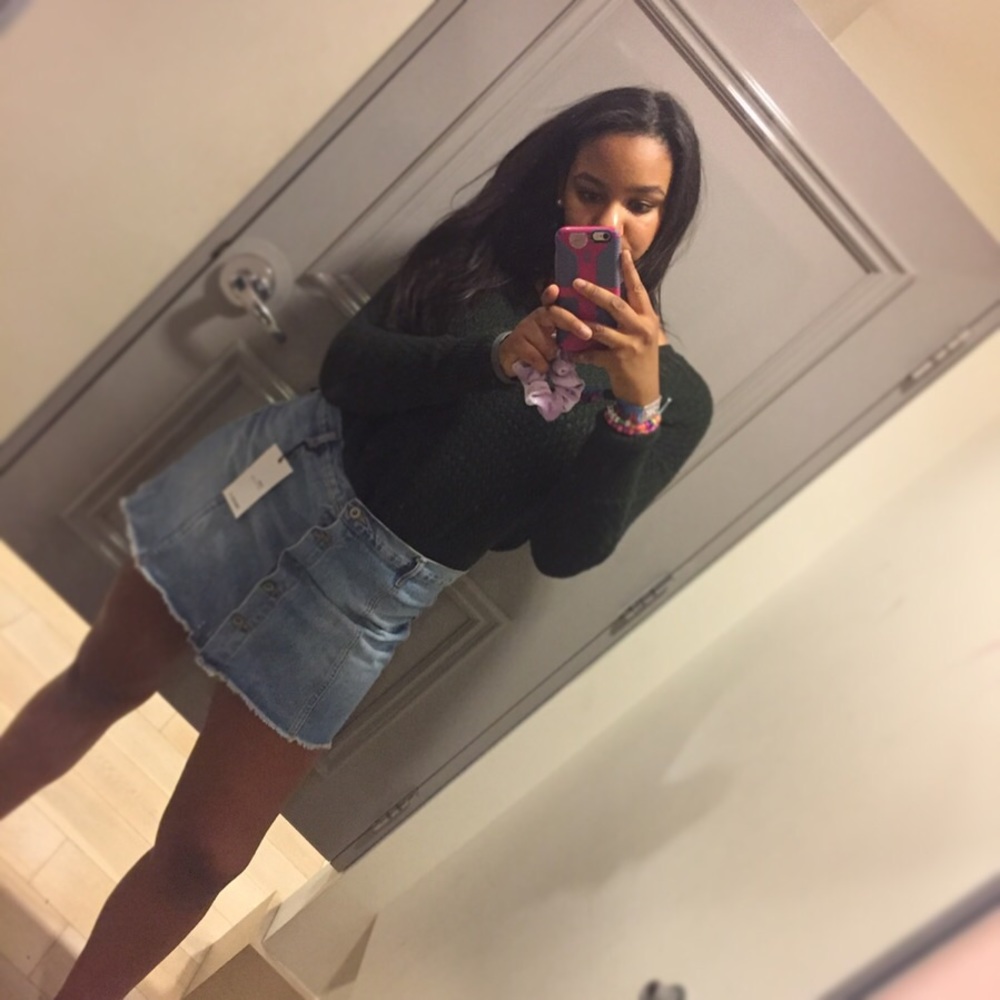 Forever 21 SIZE 30 Jean skirt