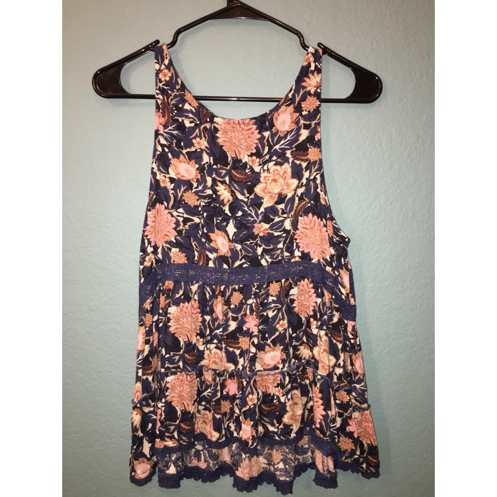 American Eagle Top