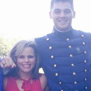 Meet your Posher, Ansley