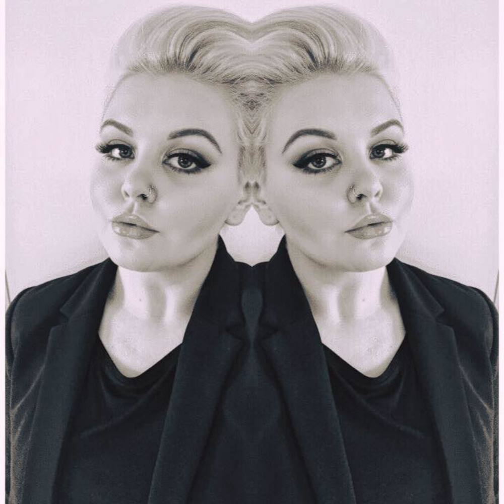 Meet your Posher, Lauren