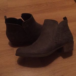 Ankle boots/booties