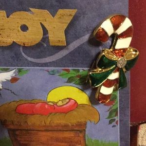 Vintage Christmas brooch