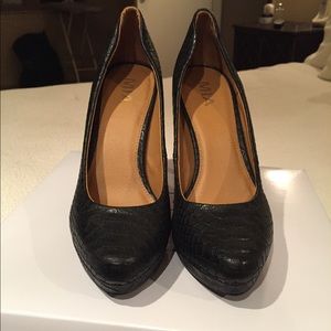 Black reptile skin pumps!
