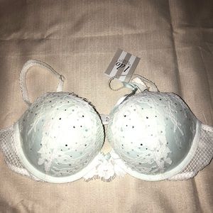 Victoria’s Secret Bra 36B