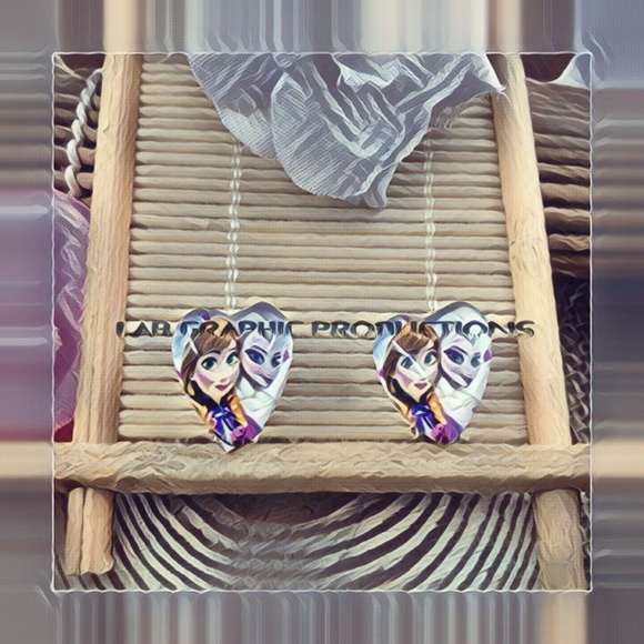 Frozen Princess Elsa Anna Earrings - Clip Ons - Picture 4 of 5