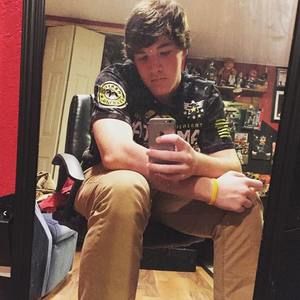 Meet your Posher, Tyler