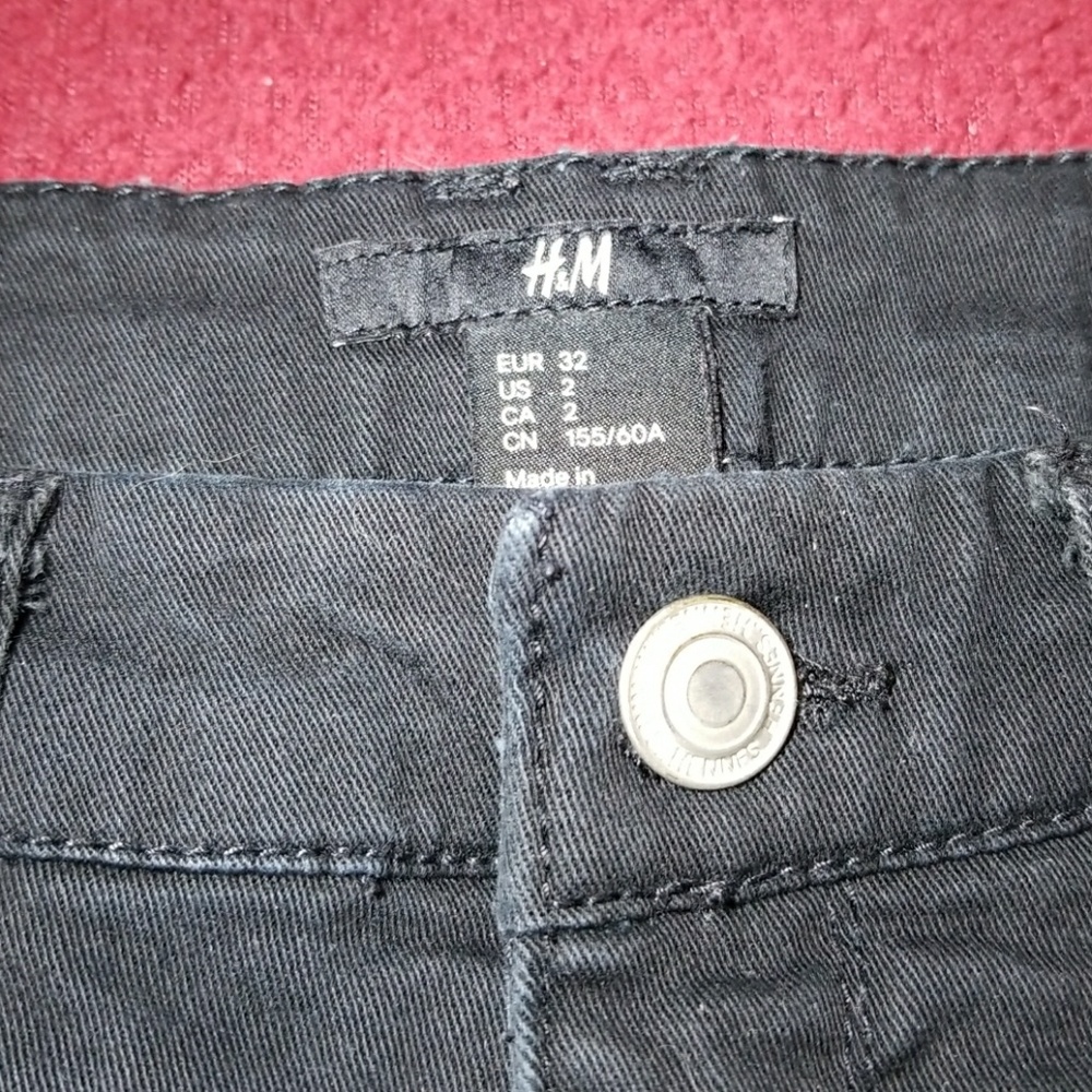 H&M Black Shorts