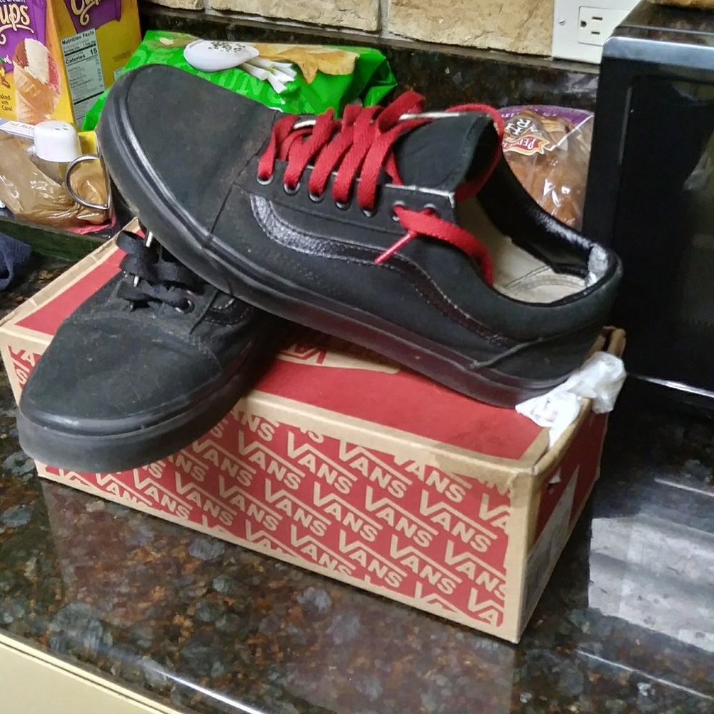 Mens black vans/ old skool