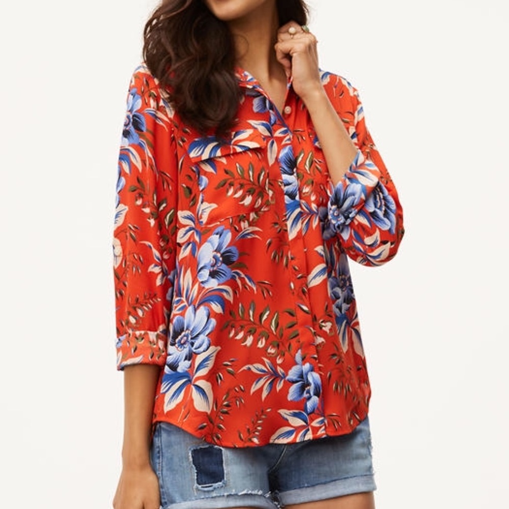 LOFT FLORAL BLOUSE!