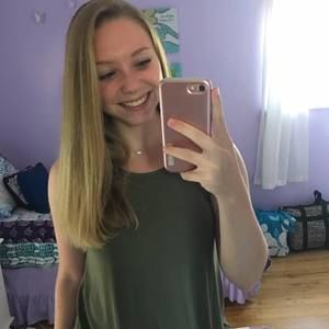 Meet your Posher, Lauren