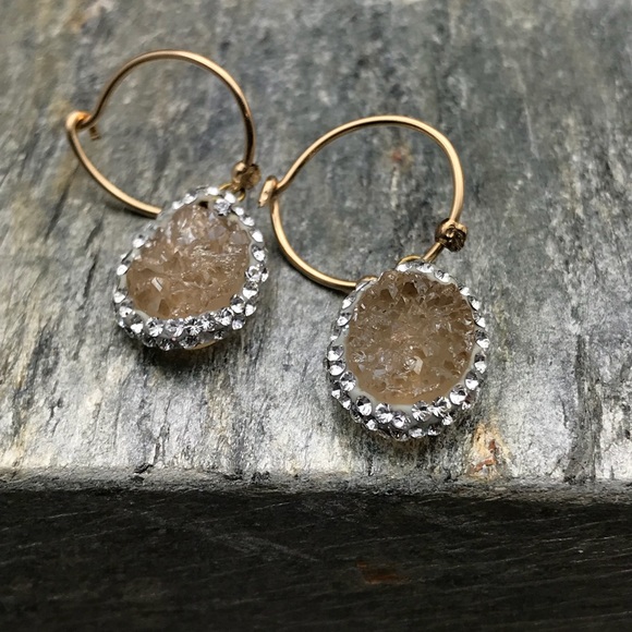 Blushed Druzy earrings with Swarovski crystals - Picture 3 of 5