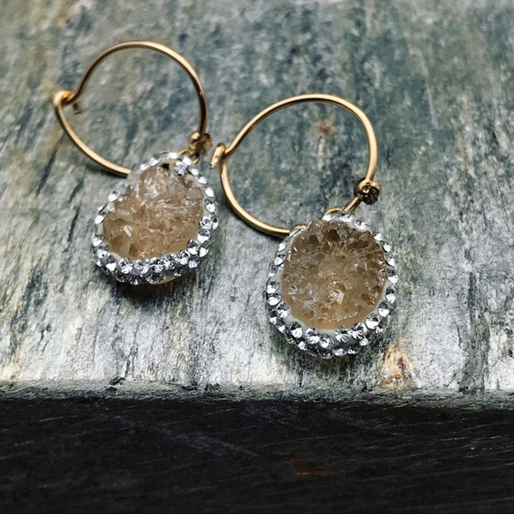 Blushed Druzy earrings with Swarovski crystals - Picture 5 of 5