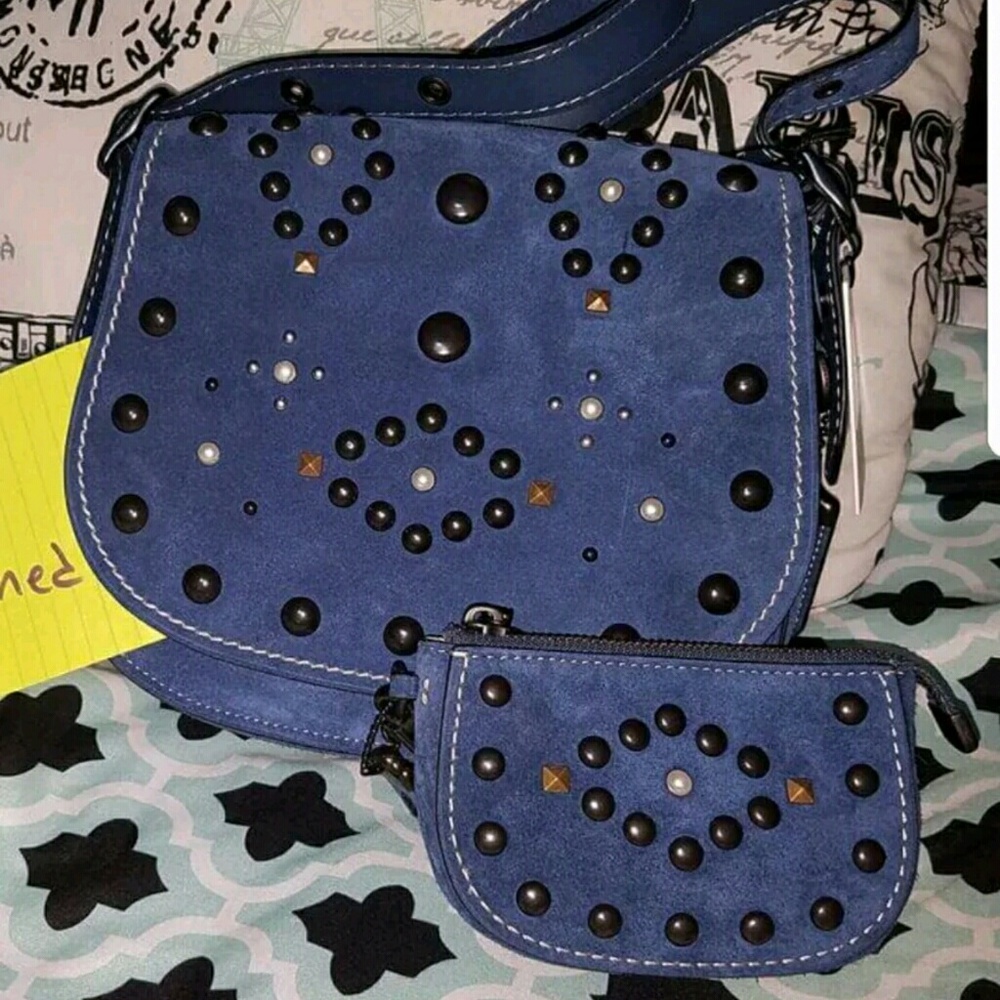 Authentic Coach crossbody saddle bag only!