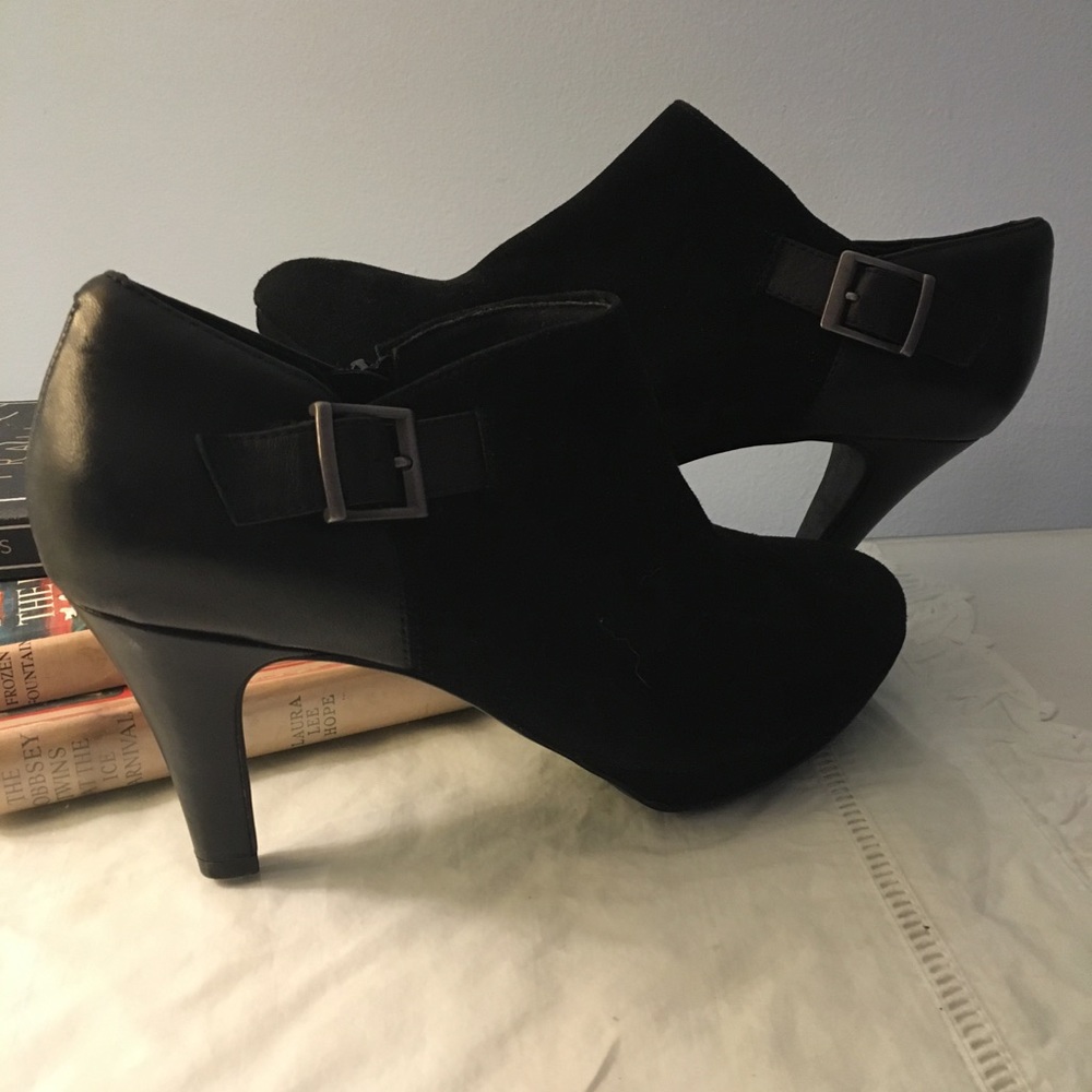 Clark’s black booties. Never worn!
