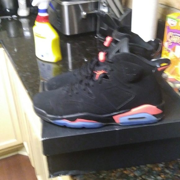 Jordan 6s inferred black - Picture 4 of 4