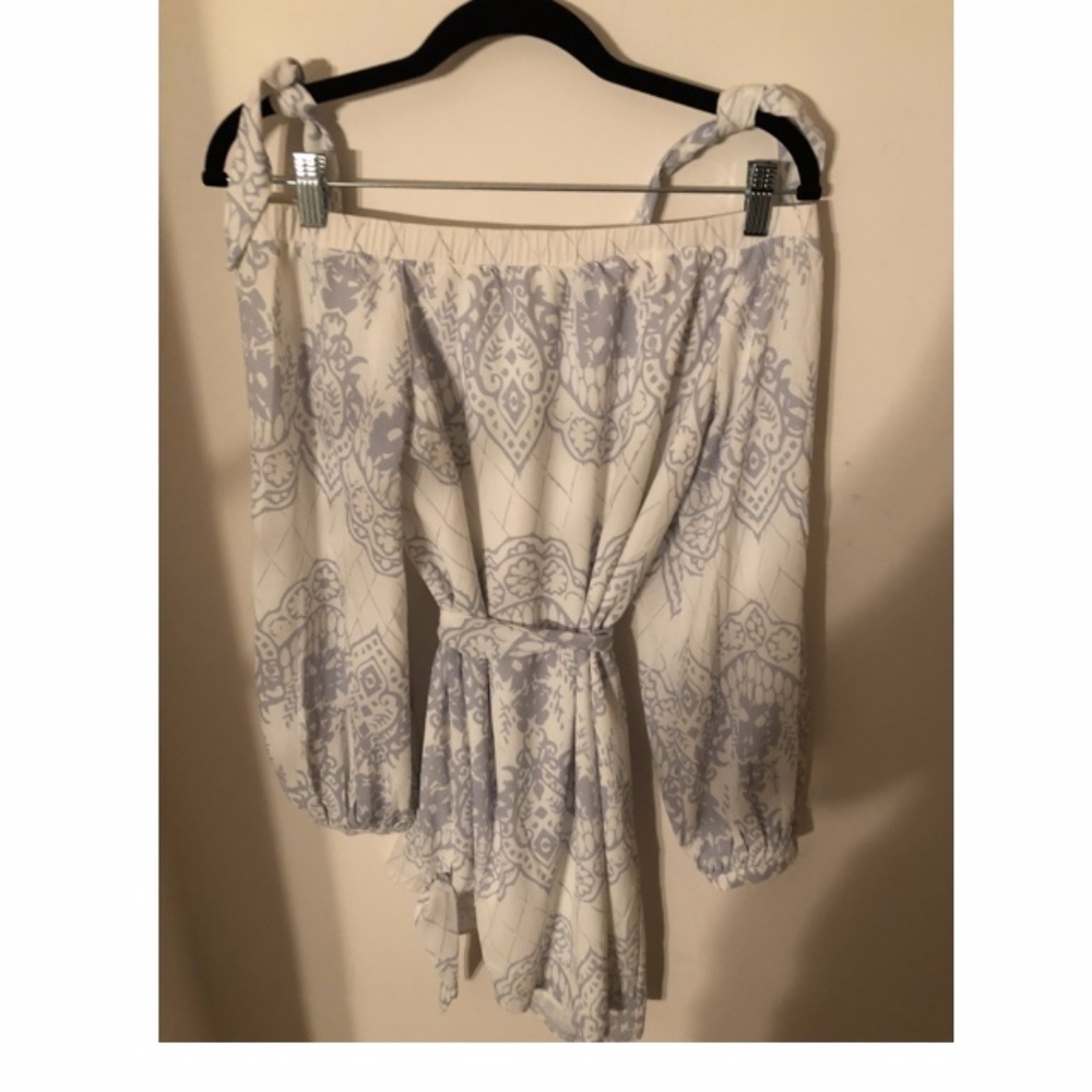 Off the Shoulder Long Sleeve Printed Dress