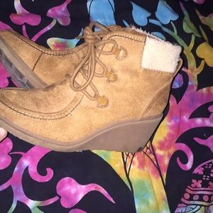 ankle heel boots