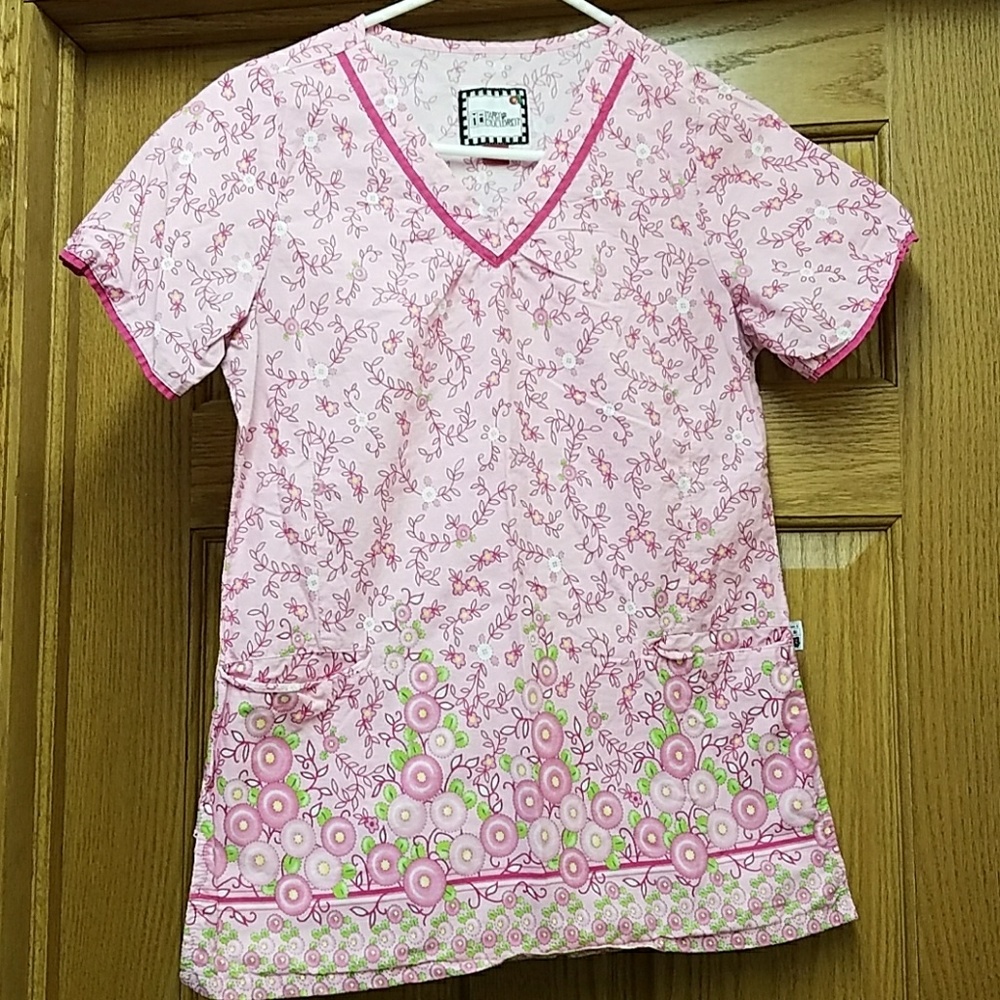 Scrub top