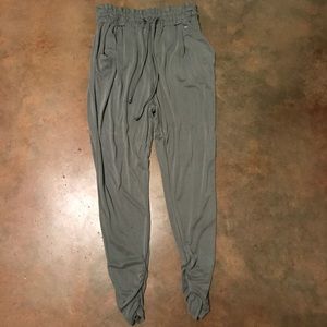 American Eagle jogger dress pants