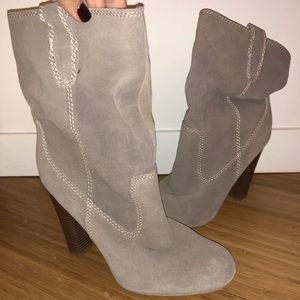 Women’s size 13 heeled grey suede boots