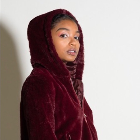 | new | fur hooded jacket - Picture 4 of 7