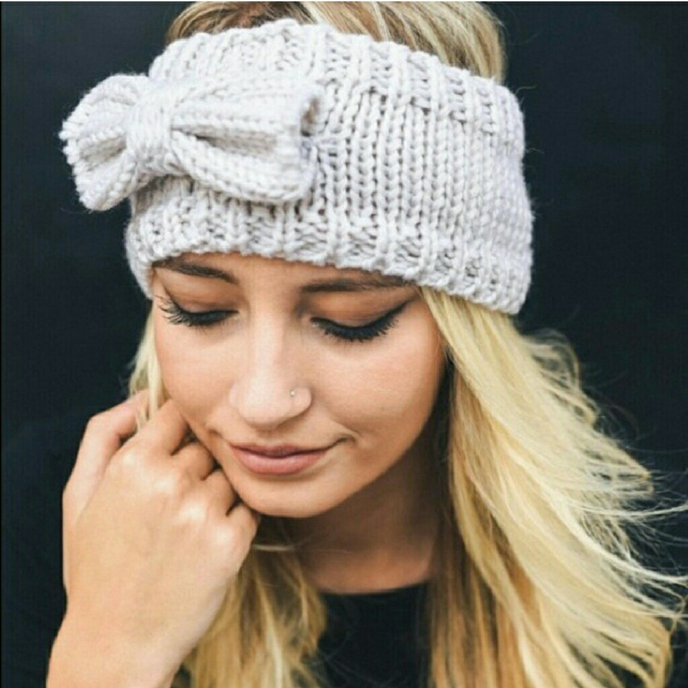 Ivory Knit Bow Ear Warmer