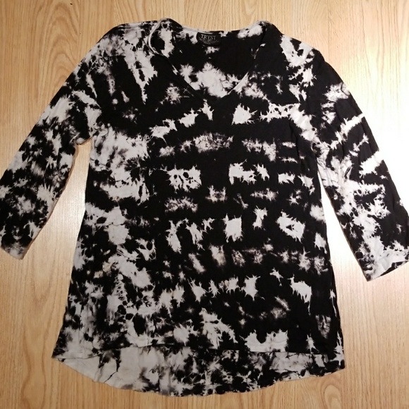 TRYST Tops - TRYST Nordstrom Soft Black White Burn Blouse