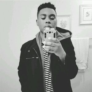 Meet your Posher, Aaron