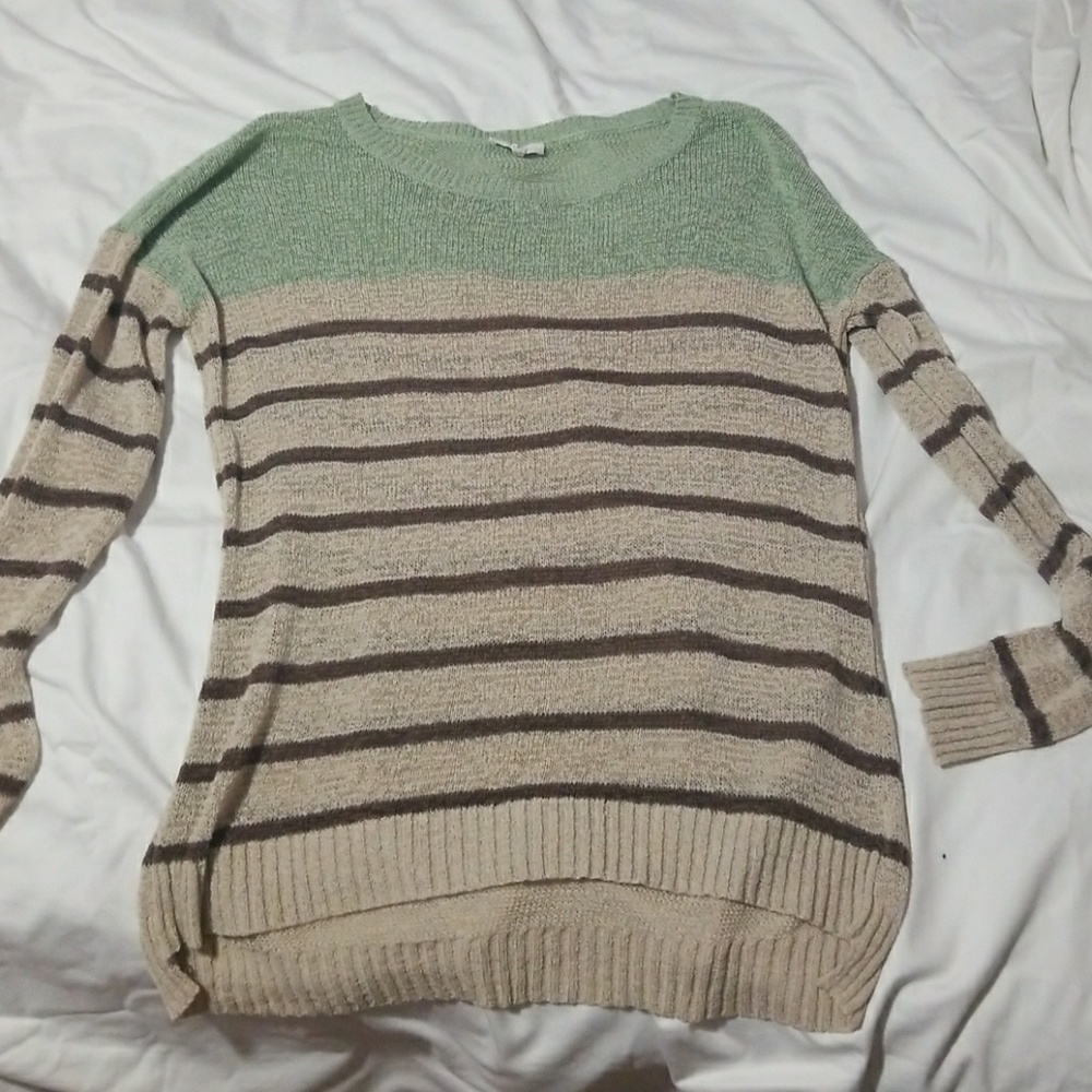 Knit long sleeve shirt