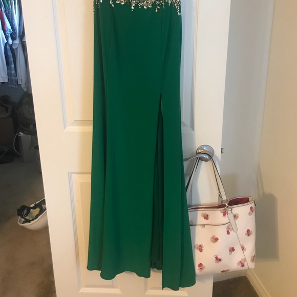 Tony Bowls Le Gala 2014 Evening Gown - Picture 5 of 7