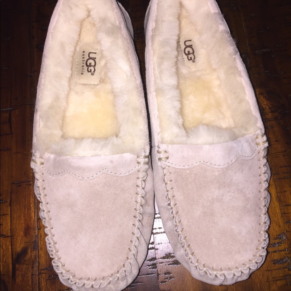 Ugg Scallop Suede Slippers