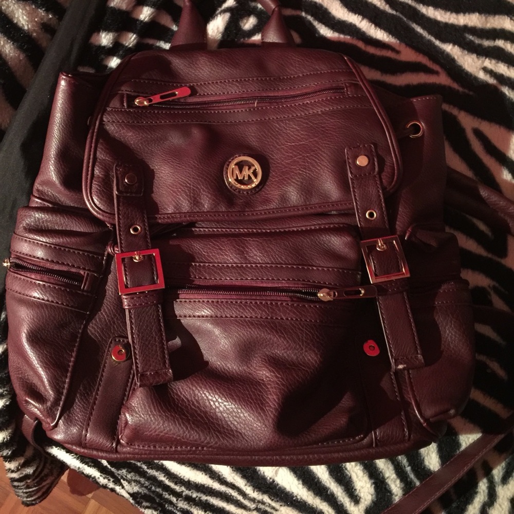 MICHAEL KORS BOOK BAG/PURSE