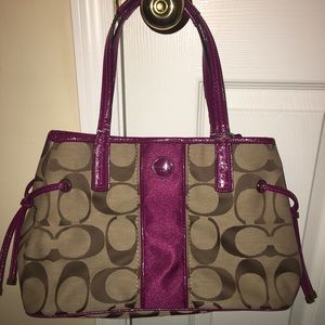 Authentic Coach shoulder bag