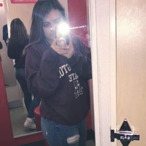 Meet your Posher, Marisa