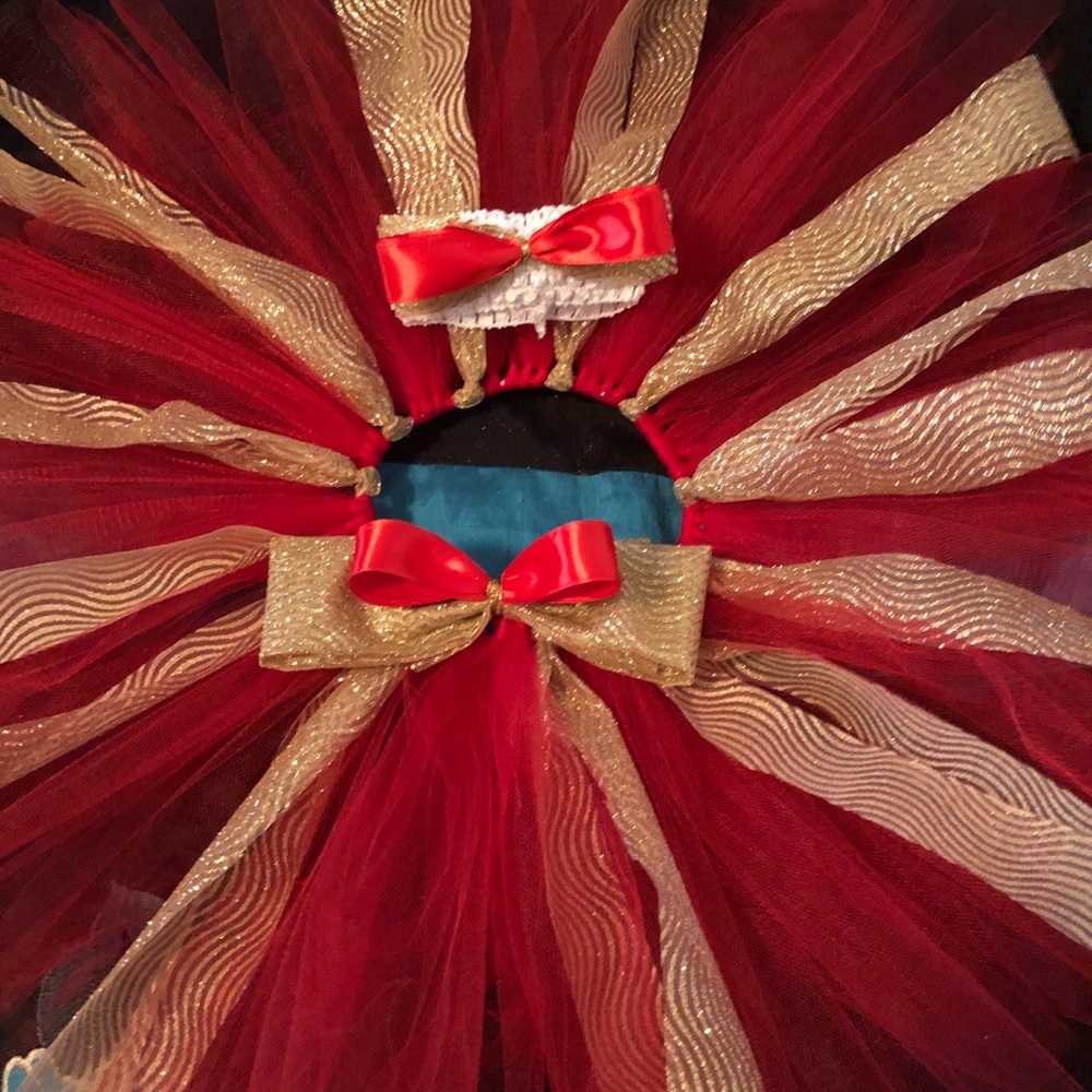 Holiday Tutu - Picture 4 of 8