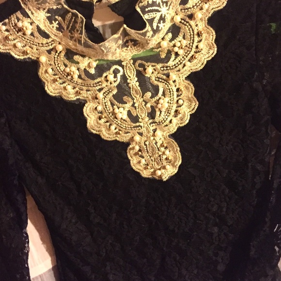 SOLD! Gorgeous Black Lace with embroidery front - Picture 2 of 4