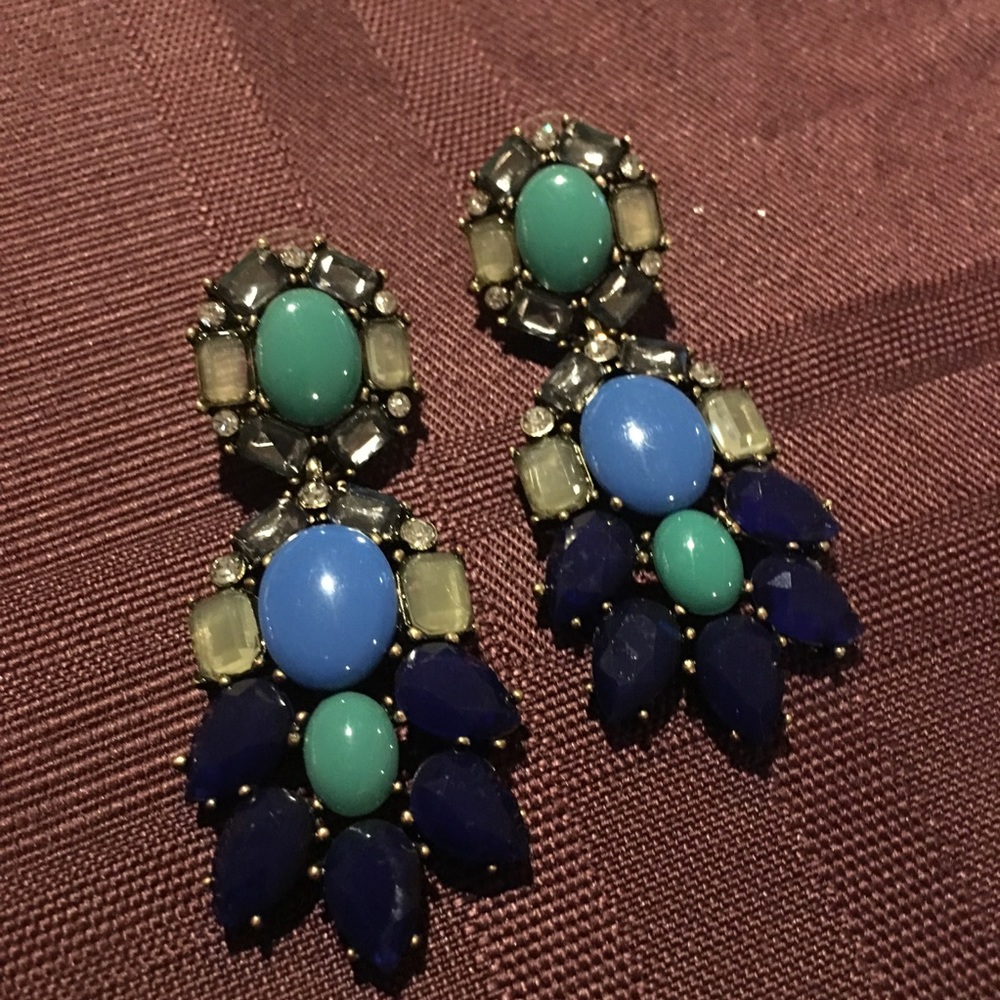 Precious stones earrings