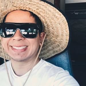 Meet your Posher, Alex