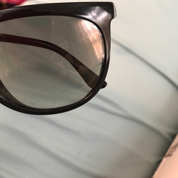 Ray bans sunglasses - Picture 5 of 5