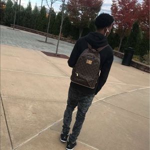 Meet your Posher, Sherron