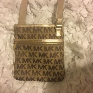 Michael Kors Cross Body Bag