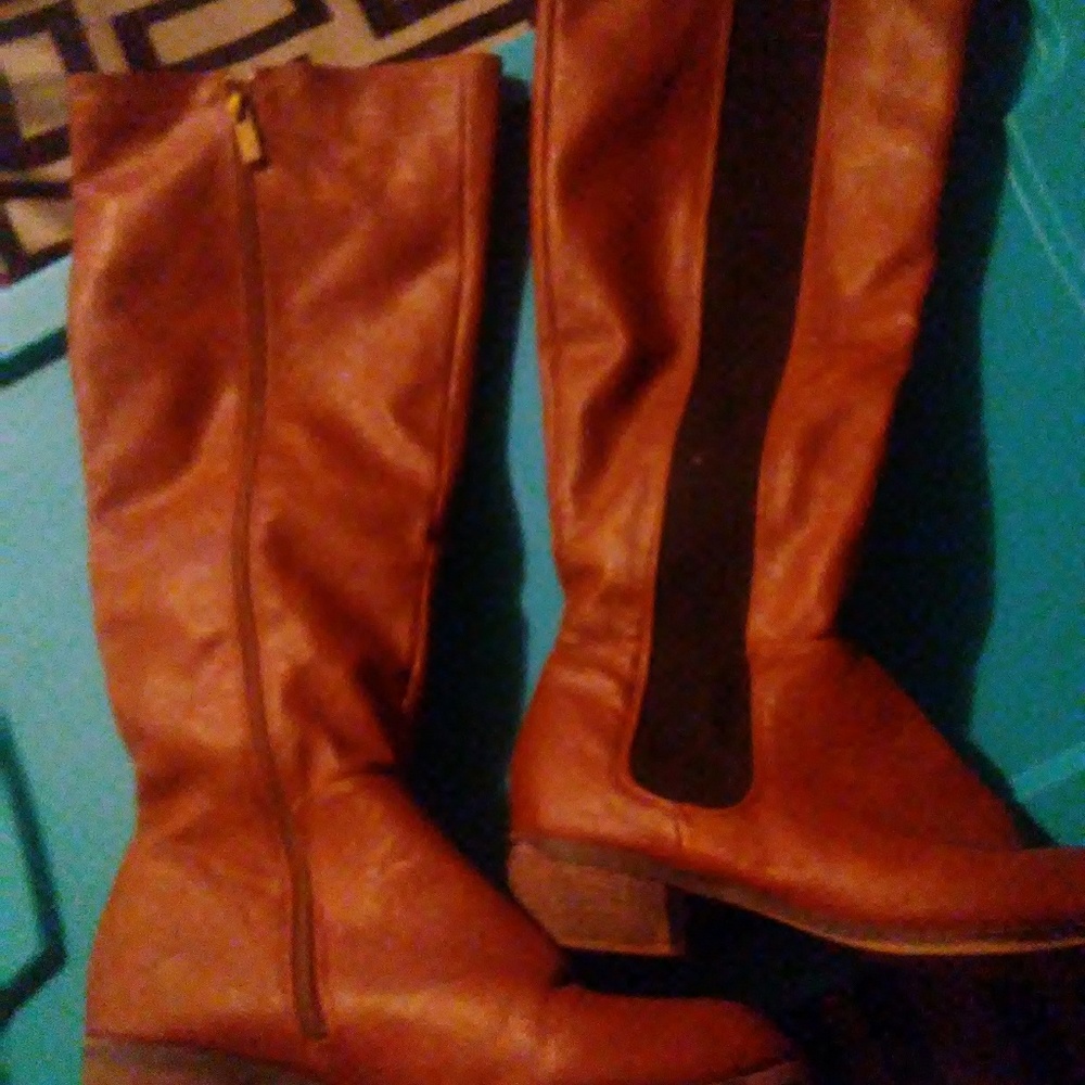 DollHouse, Size 8 boots
