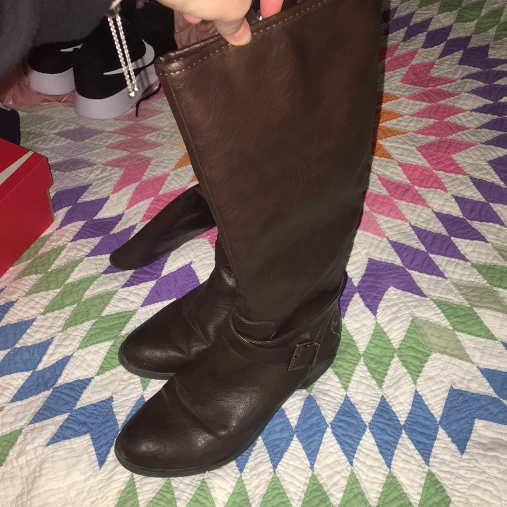 Dark brown boots