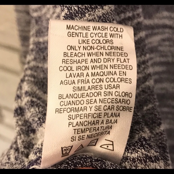 ✨💕 TRADED✨💕 Olive & Oak purple knit top. - Picture 6 of 6