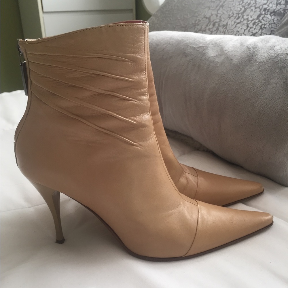 Versace Versus Size 7