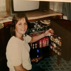 Meet your Posher, Lenore