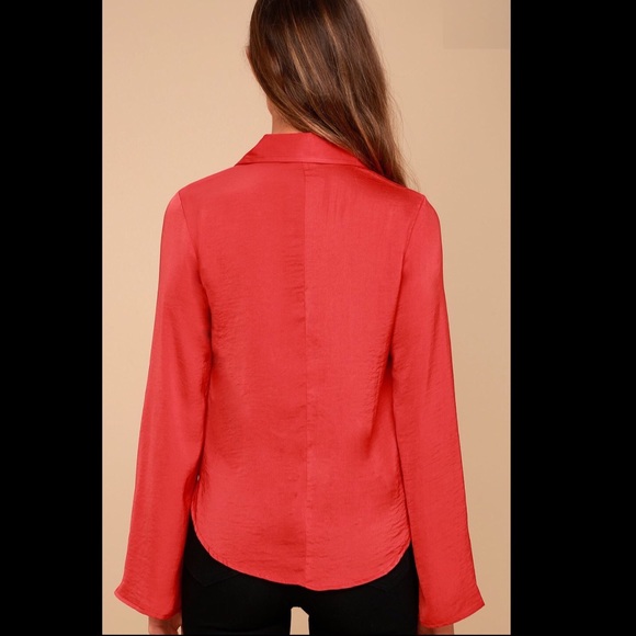 ❤️ Lulu's Down to Business Top ❤️ - Picture 4 of 4