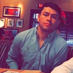 Meet your Posher, Elias