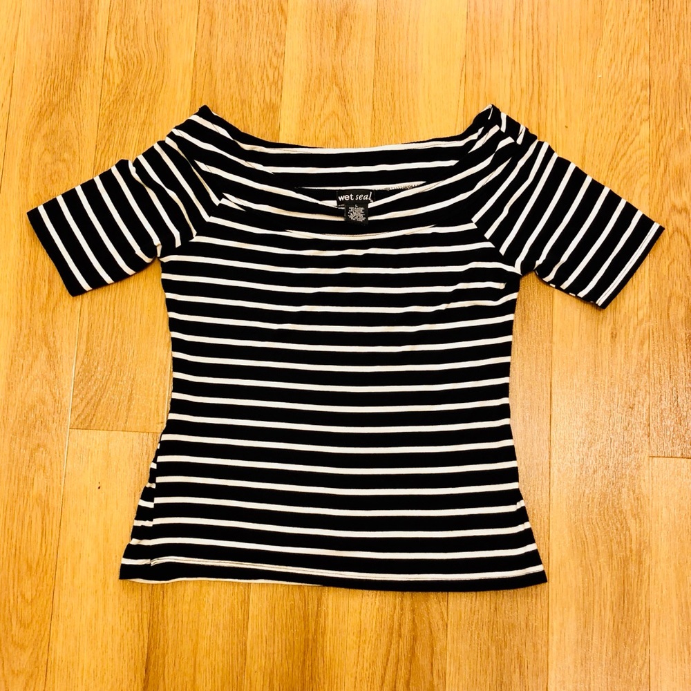 [NOT FOR SALE] Wet Seal Stripe Sailors Top
