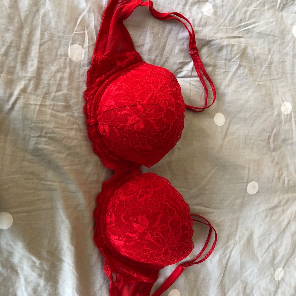 PINK bra